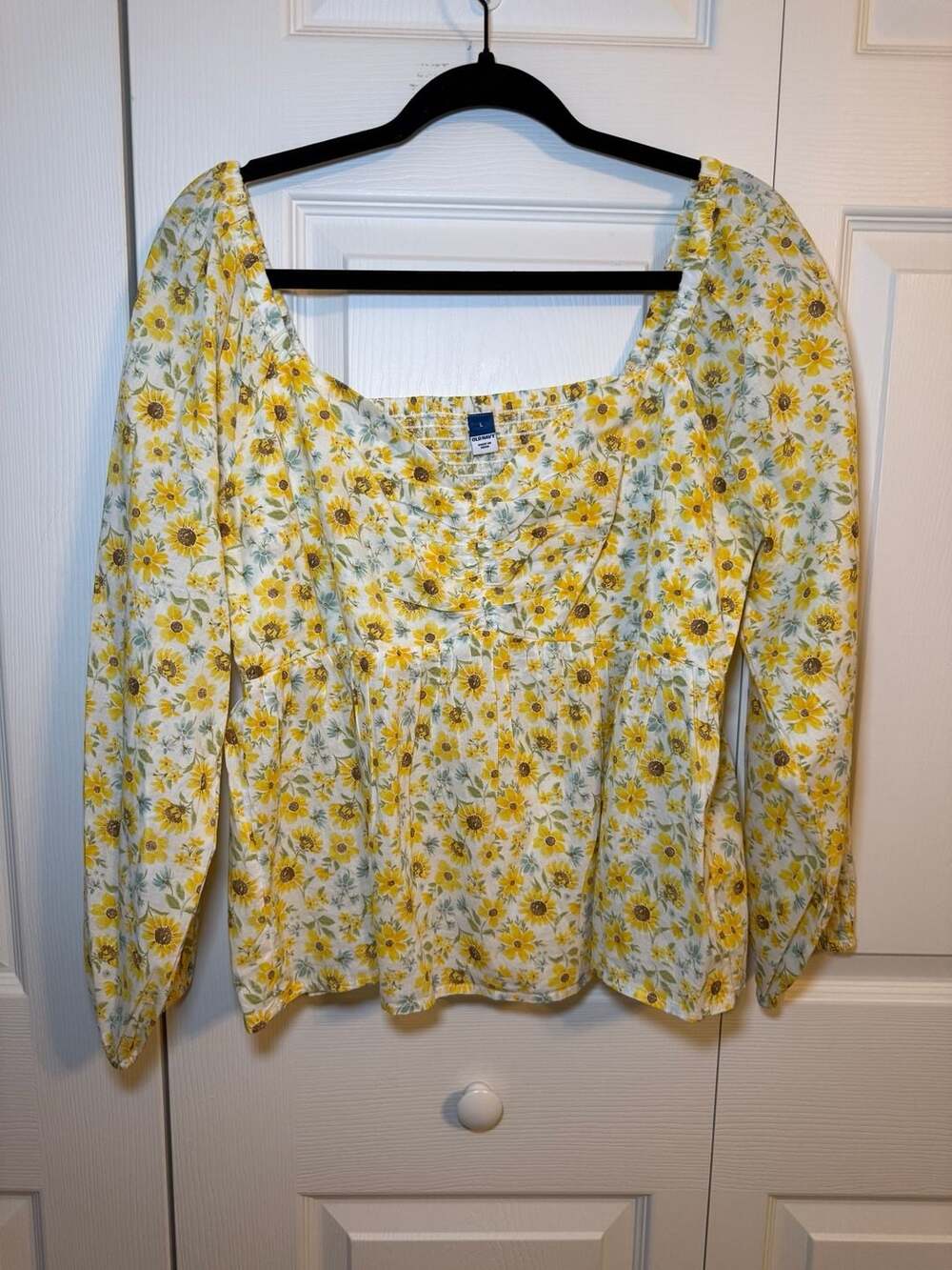 Yellow Floral Sunflower Print Long-Sleeve Square Neck Smocked Peplum Top